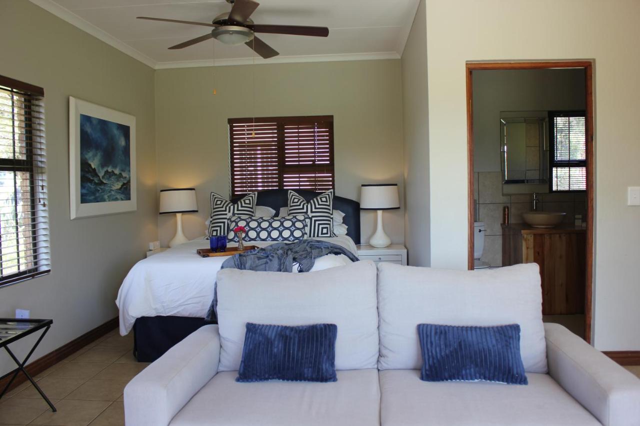 Hekpoort Karee & Wild Olive Guest Lodge מראה חיצוני תמונה